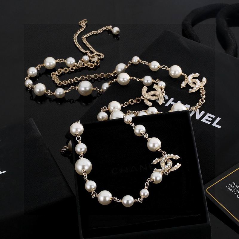 Chanel Necklace 05yxs52